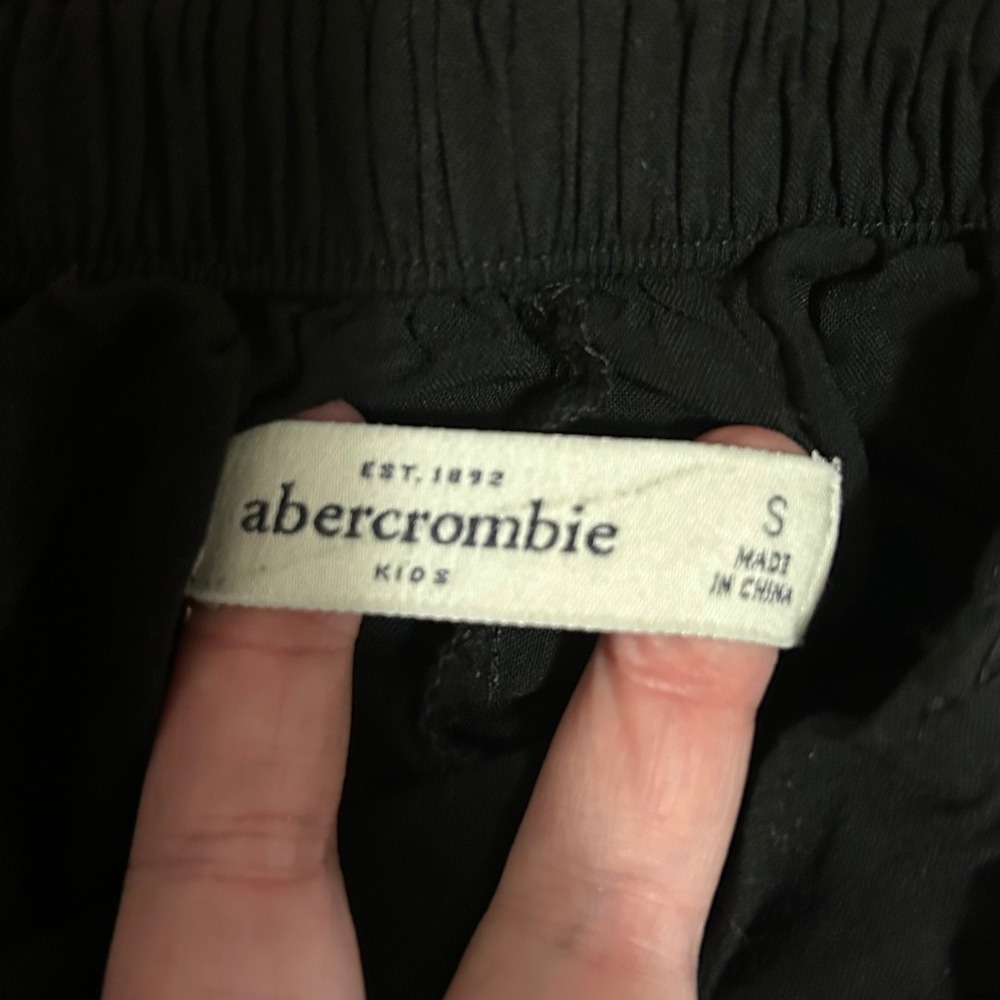 Abercrombie Kids Black Skirt Tulle Overlay Girls Size S Party Dance - Picture 3 of 3